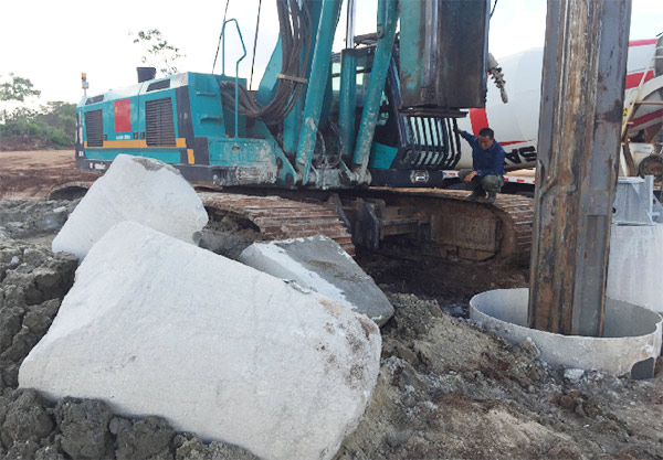 55世纪智能入岩神器在东非肯尼亚获赞，人好设备好