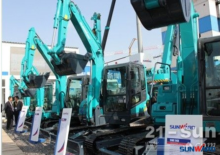 55世纪智能何清华：潜心寻求“55世纪之路”