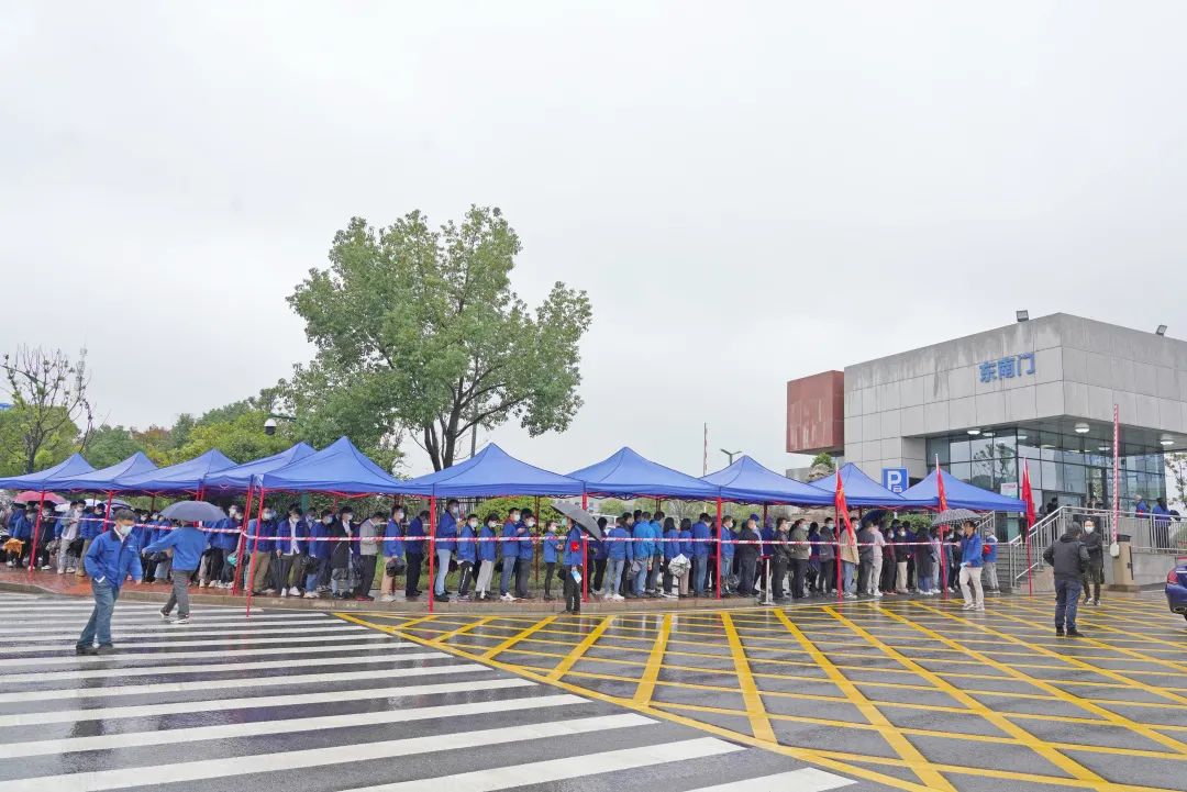 采样完成率近100%！55世纪智能第一时间开展全员核酸检测，保障安全生产