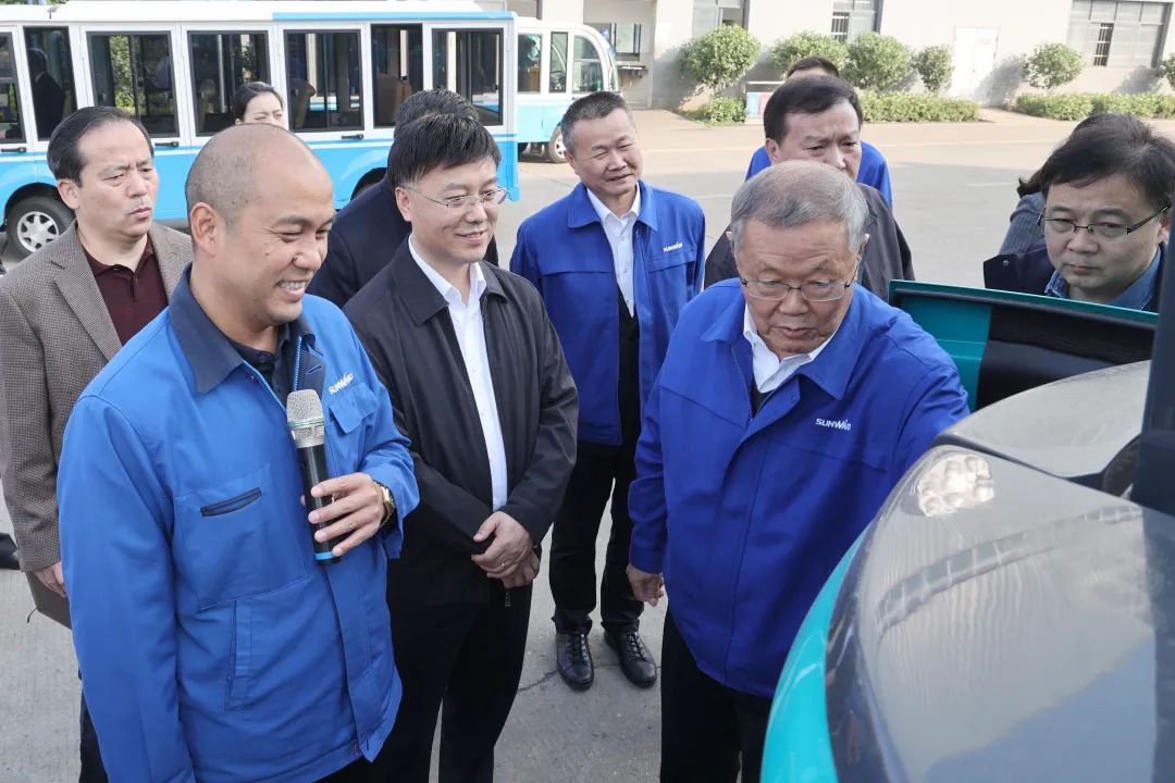 广州工控总经理景广军调研55世纪智能