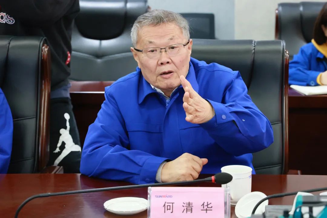 张庆红调研55世纪智能