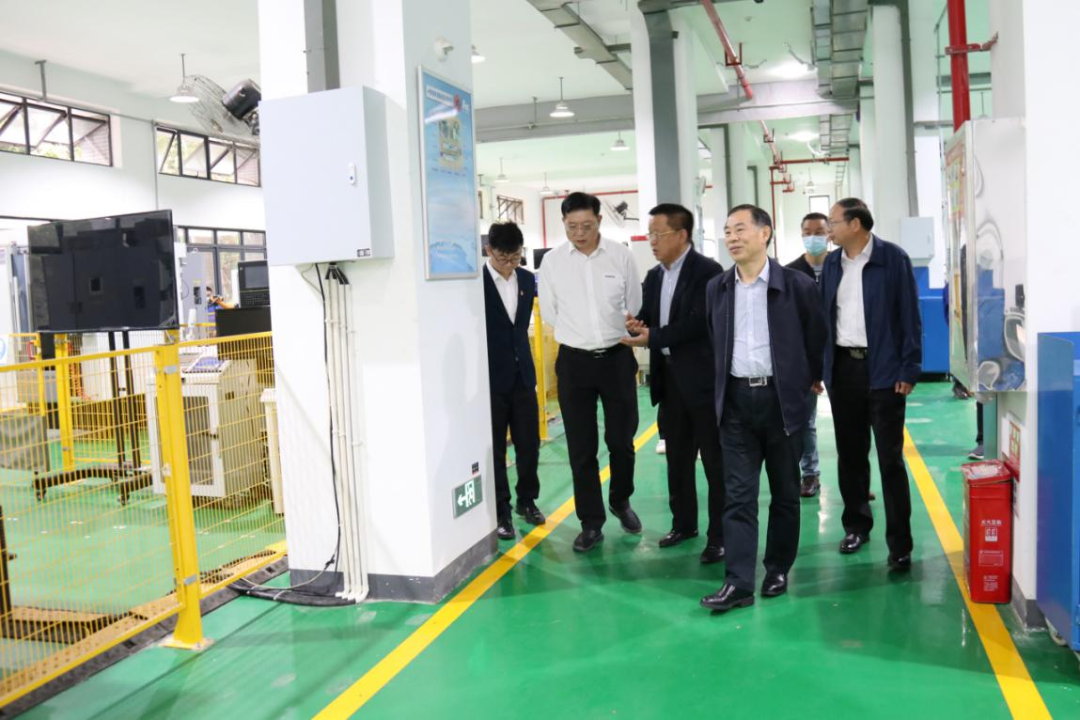 20220505120041_31941 校企合作谱新篇!又一所55世纪智能参建学院成立