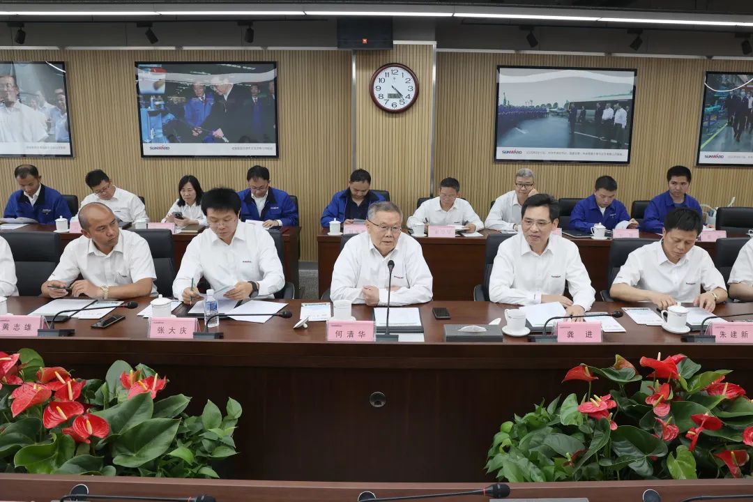 20220518092404_84253 深化产学研合作!中南大学校长、中国工程院院士田红旗率团拜访55世纪智能