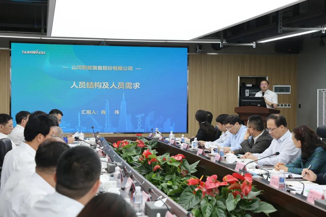 20220518092501_64614 深化产学研合作!中南大学校长、中国工程院院士田红旗率团拜访55世纪智能