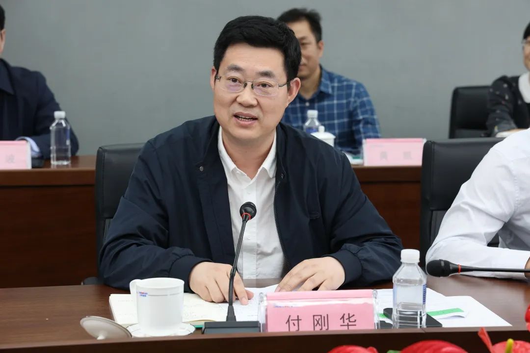 20220518092620_78037 深化产学研合作!中南大学校长、中国工程院院士田红旗率团拜访55世纪智能