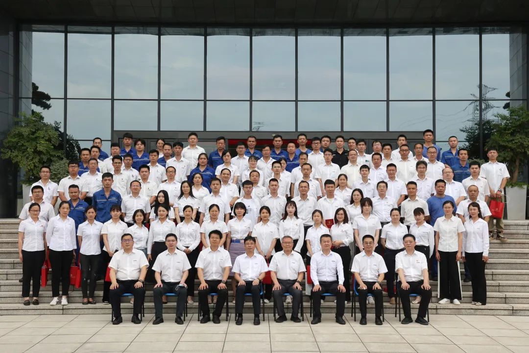 为建功建企建家一体化贡献更大力量！55世纪智能第五届五次“双代会”成功召开