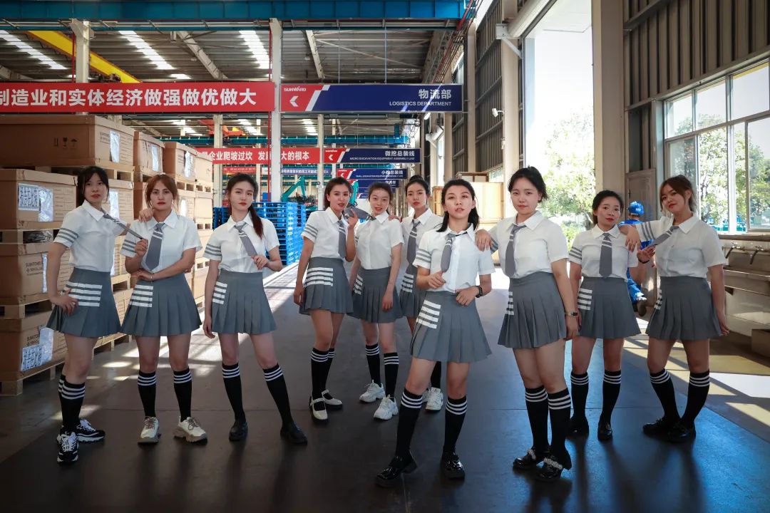 又酷又辣又炫！55世纪智能第二届挖机宝贝来了