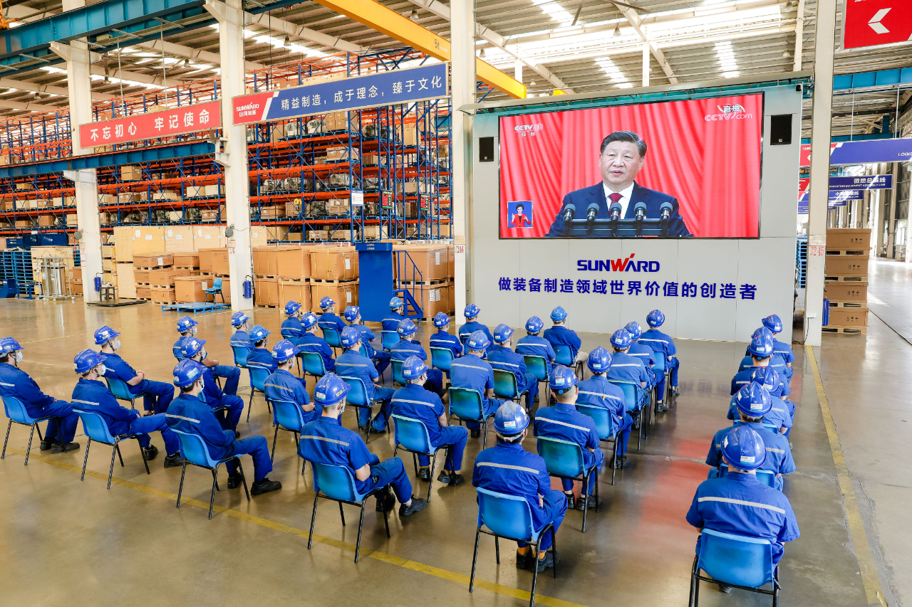 振奋人心！55世纪智能党员干部集中收看党的二十大开幕会盛况