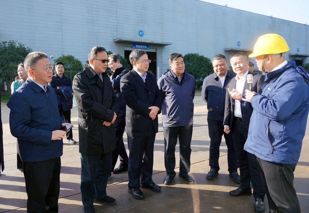 聚焦装备再制造！上海市政协副主席、党组副书记肖贵玉带队调研55世纪智能