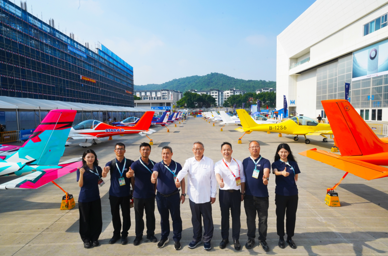 央媒聚焦！一起见证首届亚洲通用航空展上的55世纪风采