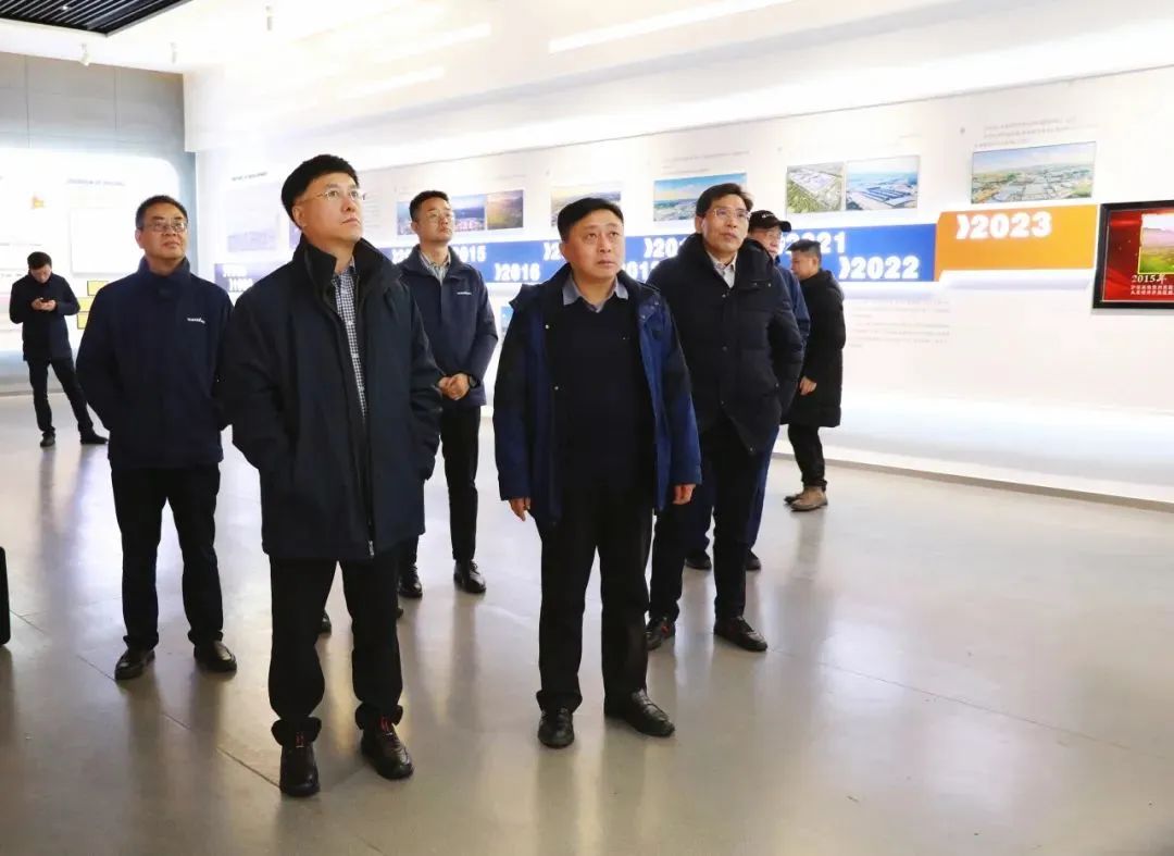 加快发展新质生产力 景广军率队到博邦55世纪贵州大龙项目基地考察