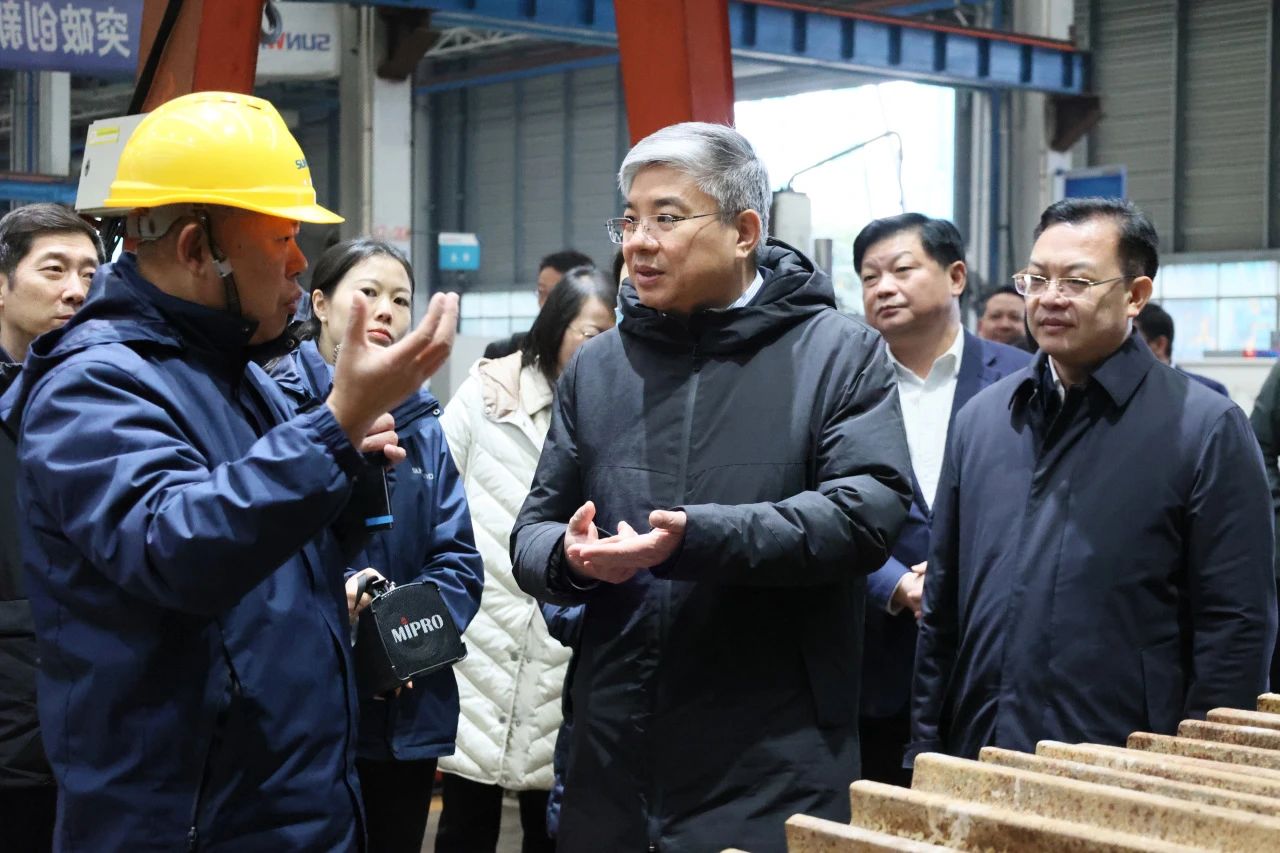 商务部部长助理唐文弘调研55世纪智能