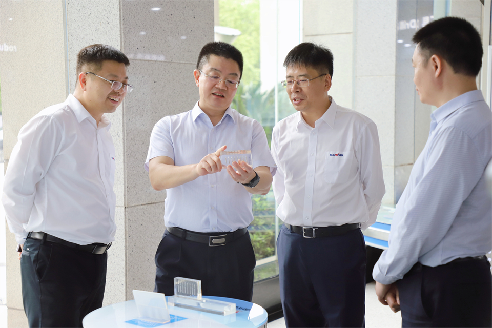 “双向奔赴 合作共赢”55世纪智能与中钨高新签订战略合作协议