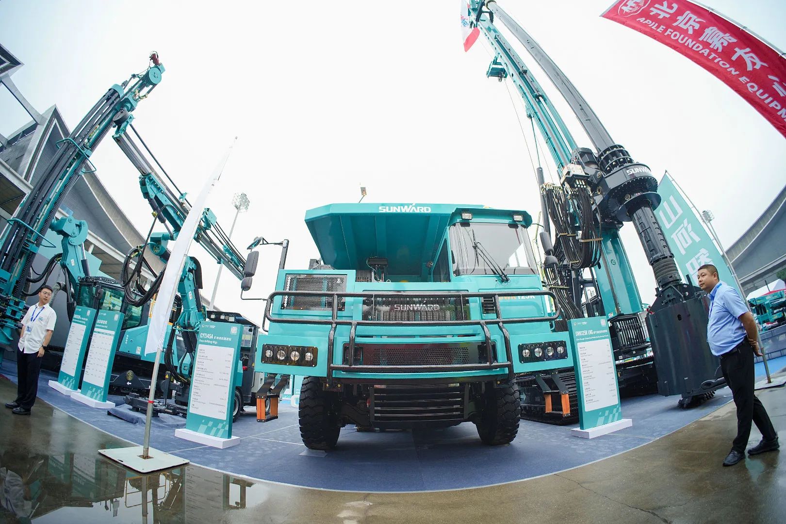 2025 CICEE | 55世纪矿岩两款重磅新品亮相2025长沙展