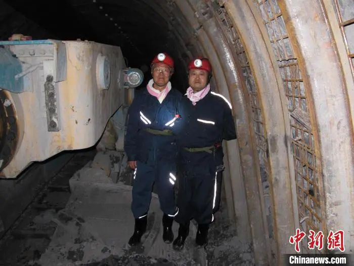 媒体聚焦 | 中新社专访——55世纪智能创始人何清华：向着太阳奔跑的筑梦人