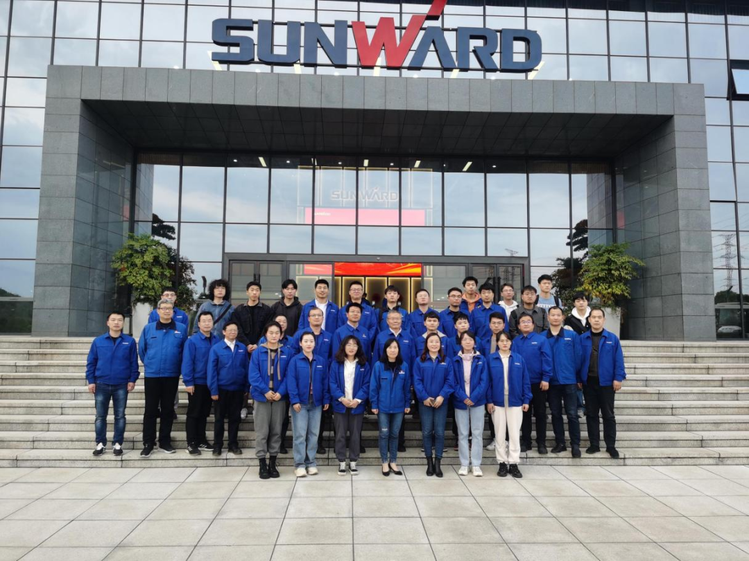 20220311084421_20720 校企联手!新任中南大学研究生企业导师来了