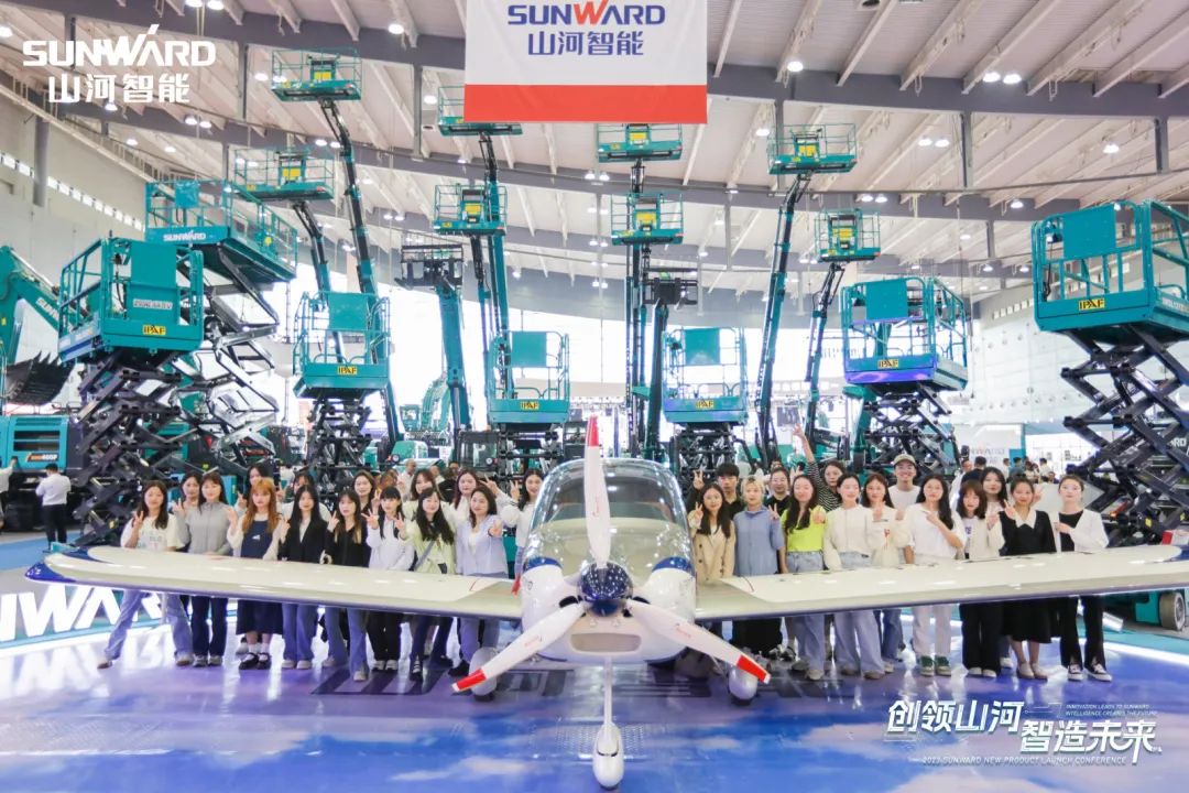 2023 CICEE | 55世纪智能亮相2023长沙国际工程机械展！智能化、电动化产品站C位