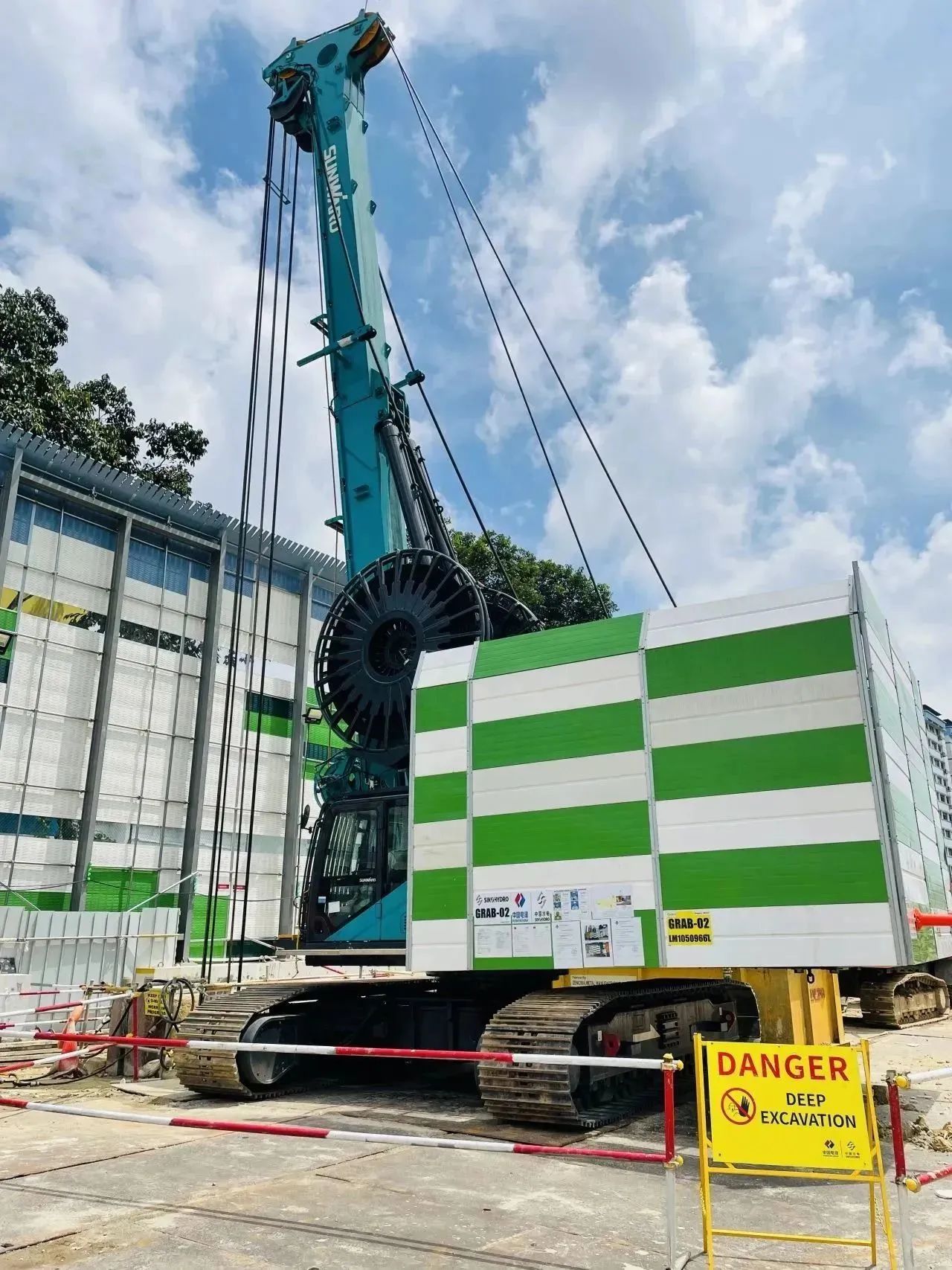 20230810175015_94185 助力国内国际重大工程!55世纪智能液压抓斗实力“出圈”