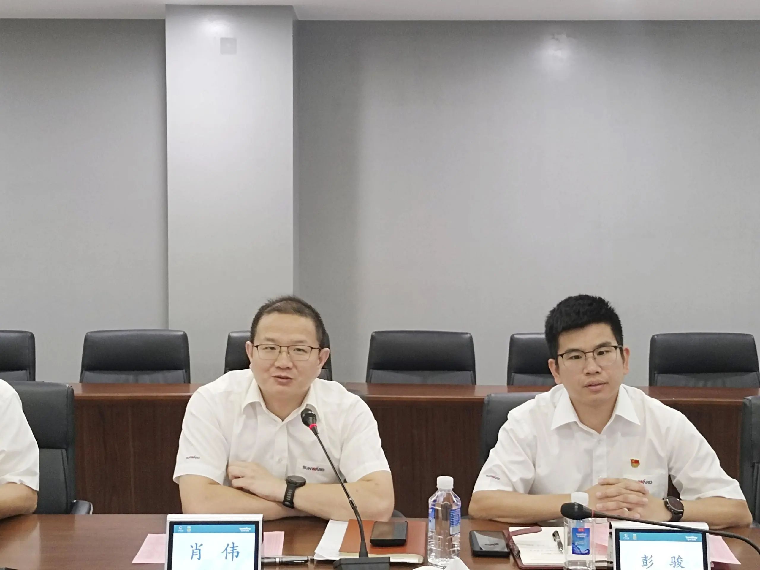 畅谈心声，共话未来！这场应届毕业生员工座谈会，很暖，很贴心！